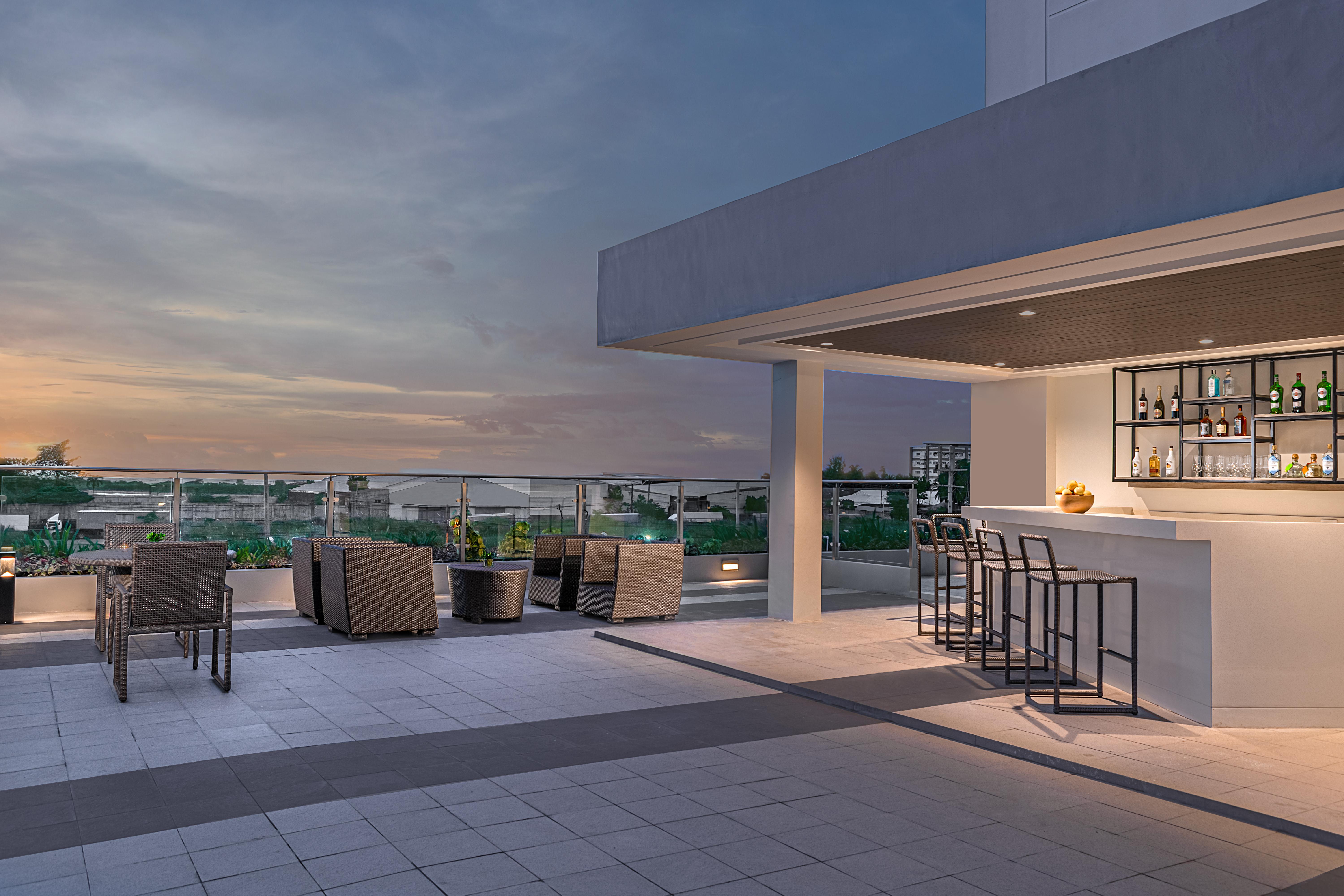Park Inn By Radisson Bacolod Dış mekan fotoğraf