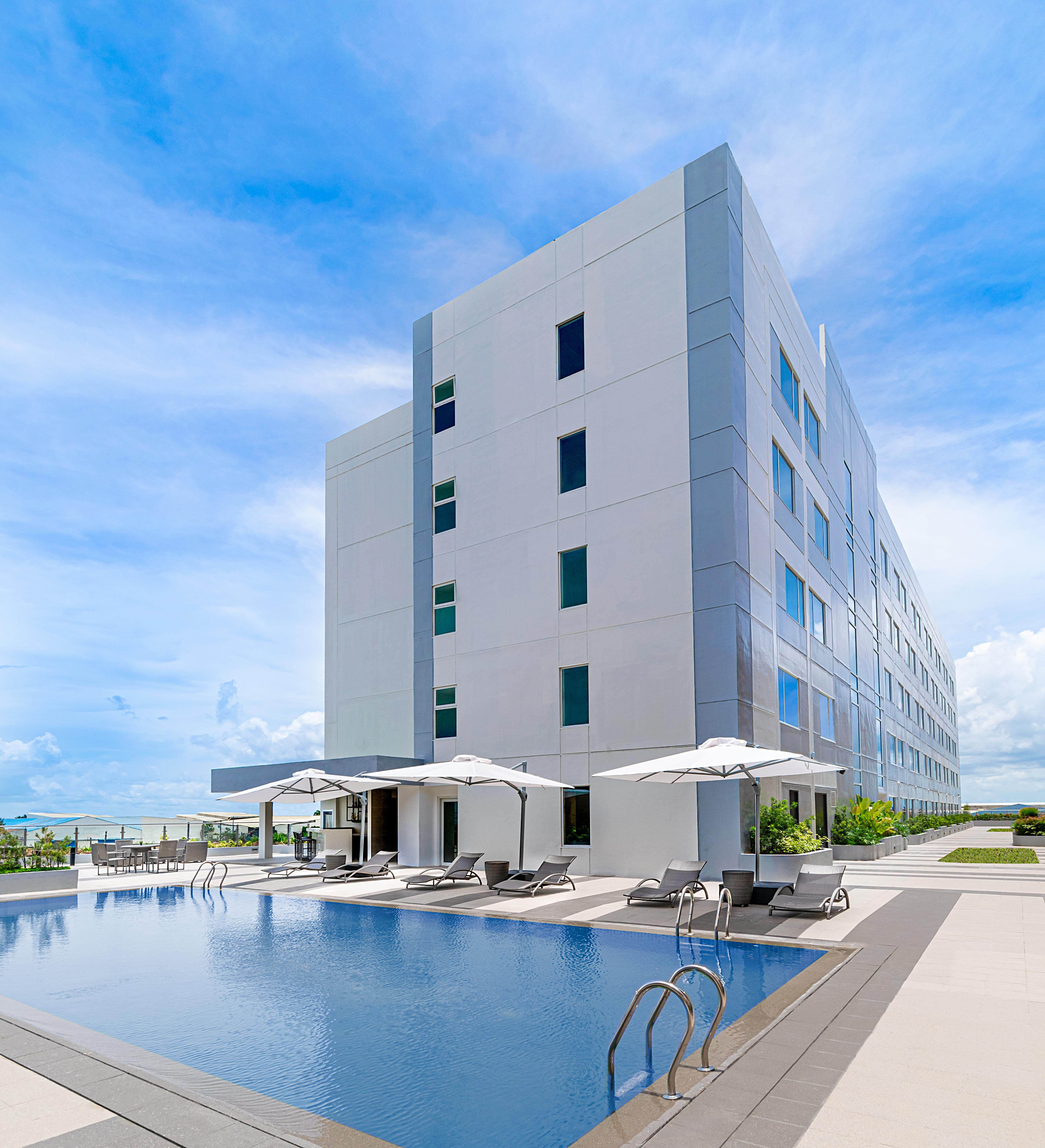 Park Inn By Radisson Bacolod Dış mekan fotoğraf