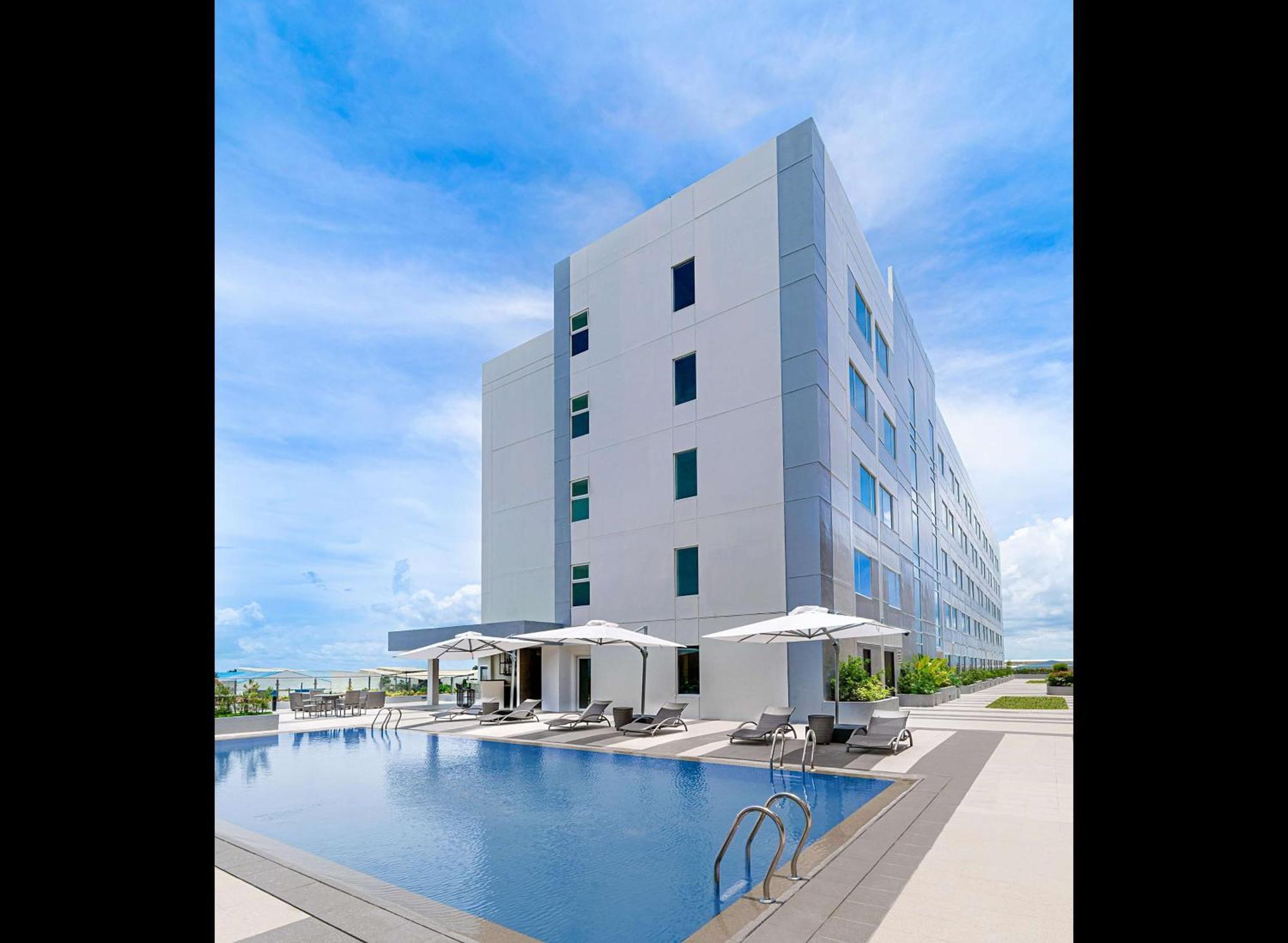 Park Inn By Radisson Bacolod Dış mekan fotoğraf